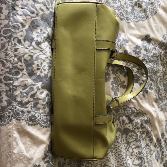 Kenneth Cole Purse - Picture 2 of 4